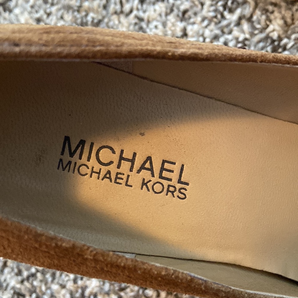 Michael Kors Suede Pumps - Picture 2 of 5